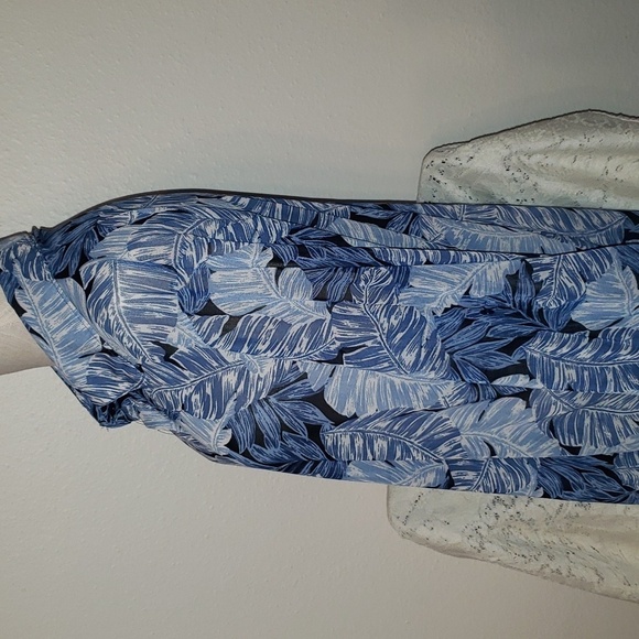 Anthropologie Eden & Eden button front long sleeve top - Picture 3 of 10